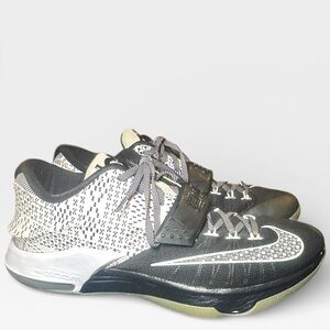 Nike KD 7 VII BHM Black History Month Durant Size 12 Sneakers Shoes 718817-010